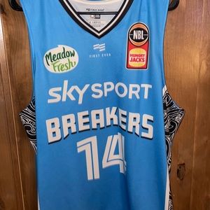 NBL RJ Hampton New Zealand Breakers Jersey